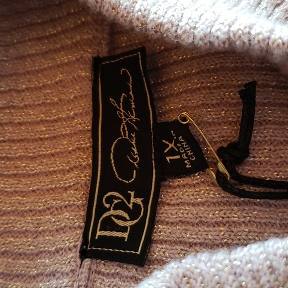 DG2 by Diane Gilman - Sweater - Sparkly Mauve Silver Metallic Threads - 1X - NWT - Picture 2 of 16